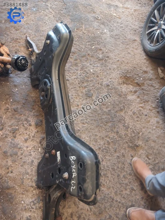 Peugeot boxer motor alt traversi çıkma