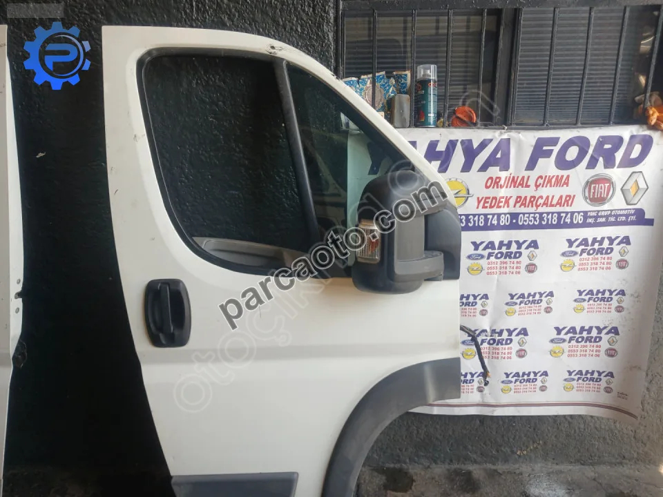 Peugeot boxer sağ ön kapı çıkma