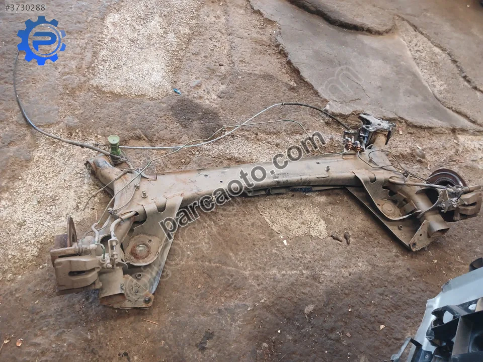 Renault megane 2 arka dingil çıkma