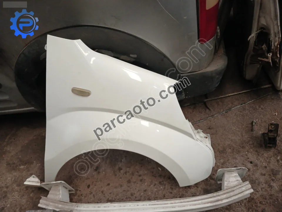 Fiat fiorino sağ ön çamurluk çıkma