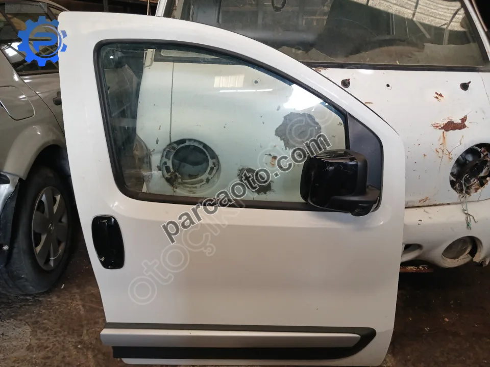 Fiat Fiorino orijinal çıkma kapı, Ankara Yenimahalle