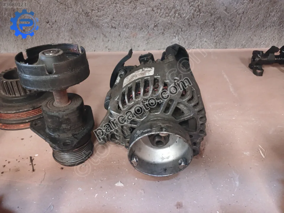 Ford connect şarj dinamosu çıkma