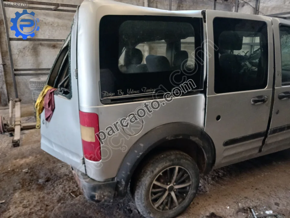 Ford connect sağ arka çamurluk çıkma