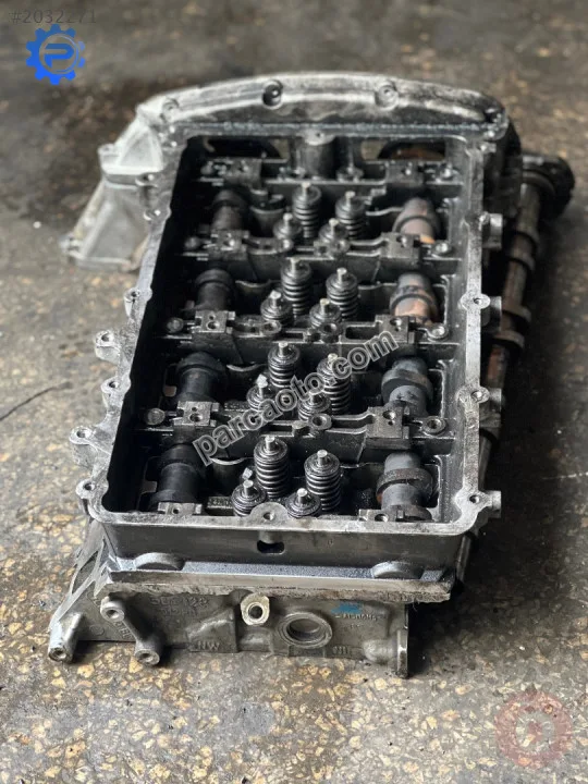 Ford Transit V347 V184 Çıkma Silindir Kapağı 2.4