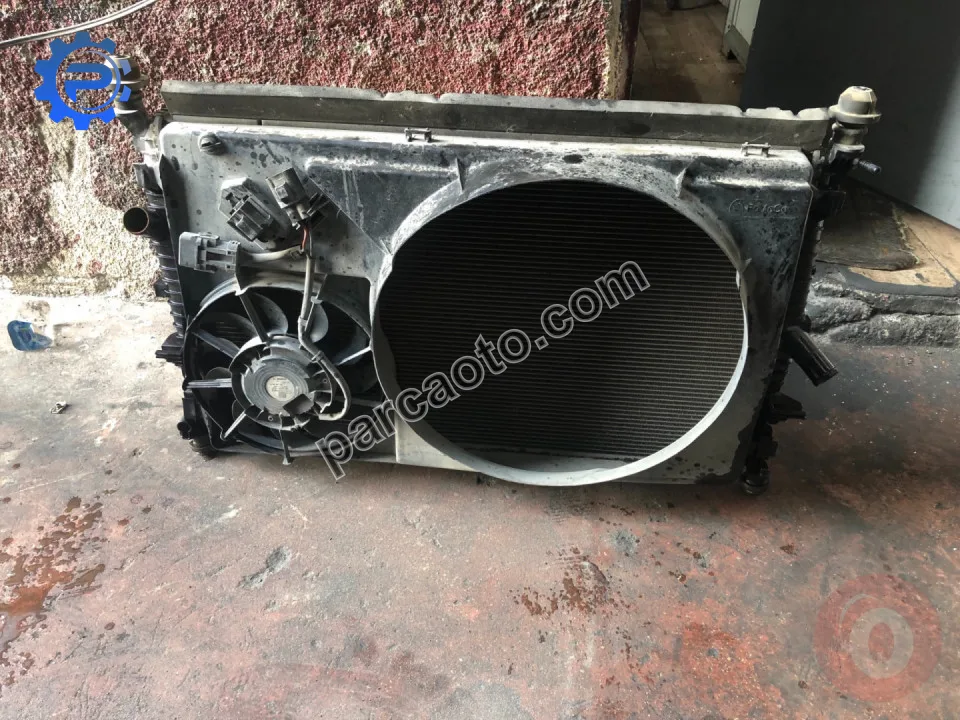Ford Transit Radyatör Takım 2014 /2018 V363