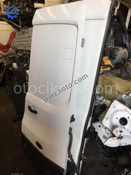 Ford Transit Bagaj Kapağı Çıkma 2015 Model Camsız