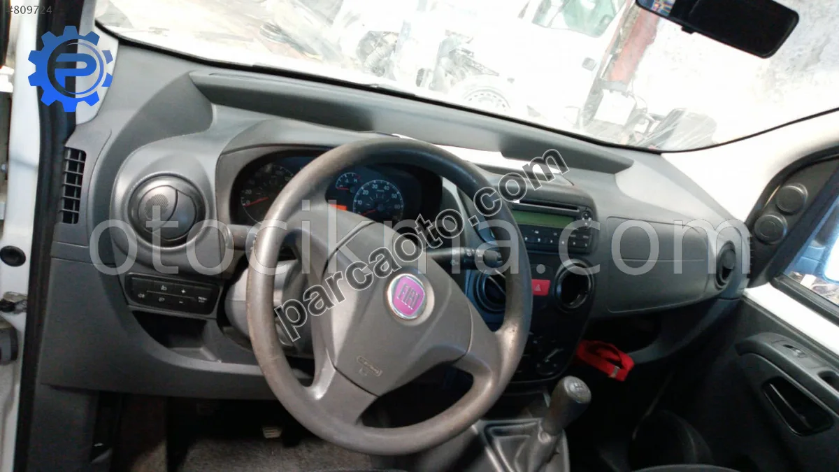 Fiat Fiorino Sinyal Silecek Kolu Çıkma 2010 Model
