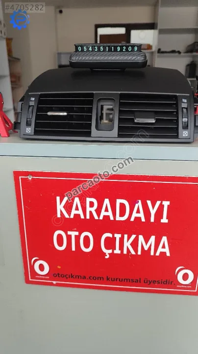 Toyota Corolla 07.12 Kalorifer orta ızgara 18578