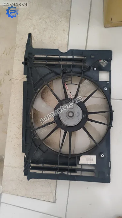 Toyota Corolla Auris Fan davlumbaz komple 2007-2018 Dizel