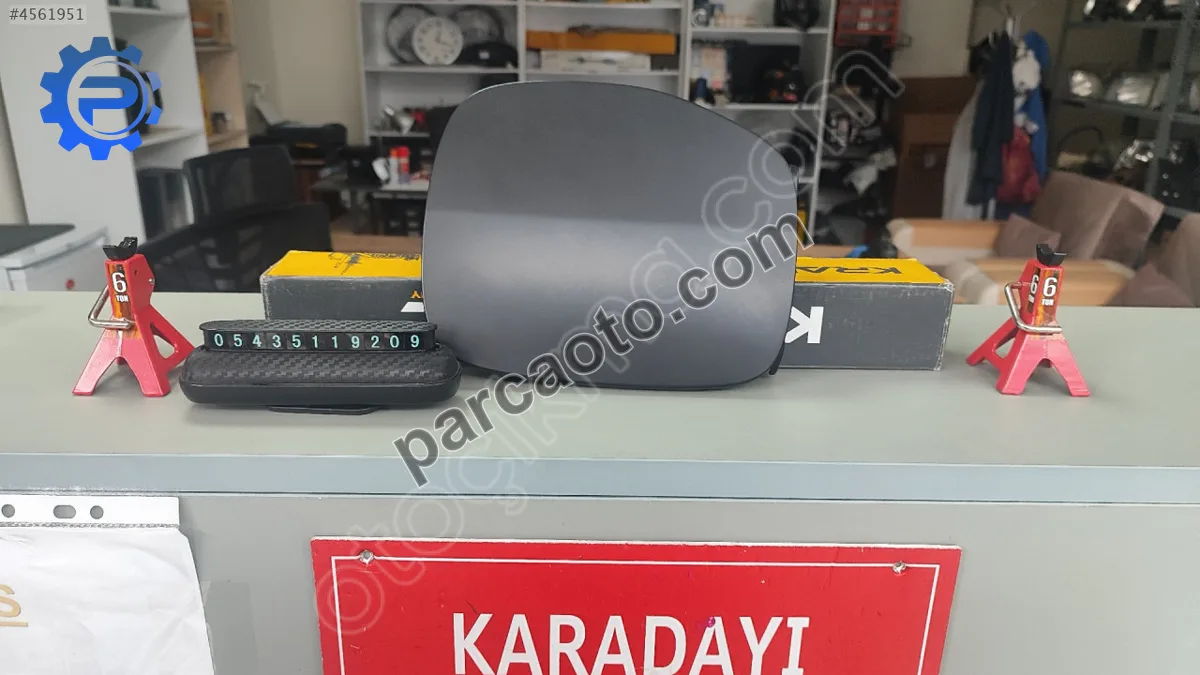 Toyota Corolla Dış Depo kapağı Saçı Orjinal 7735012410