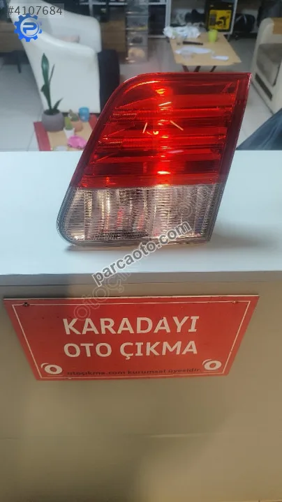 Toyota Avensis T27 SOL ARKA İC STOP ORJINAL 8158005130