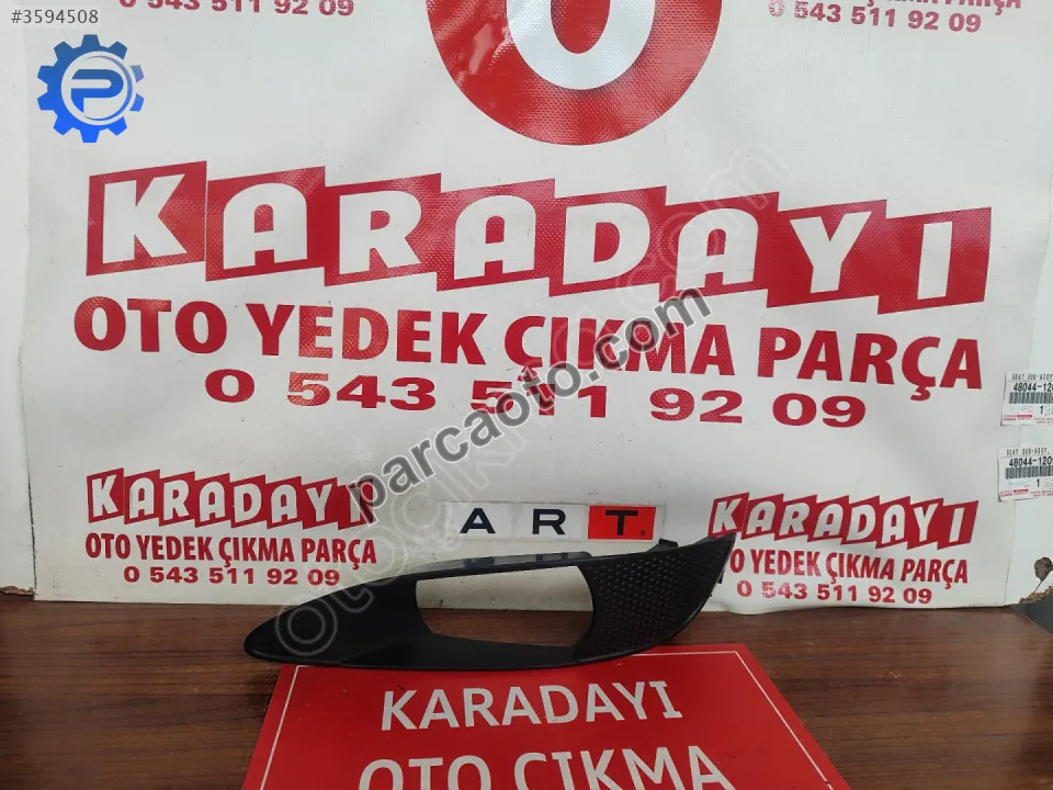 Corolla SİS Far kapaK SOL SAGHACBEK 02-04 5212802030 5212702040