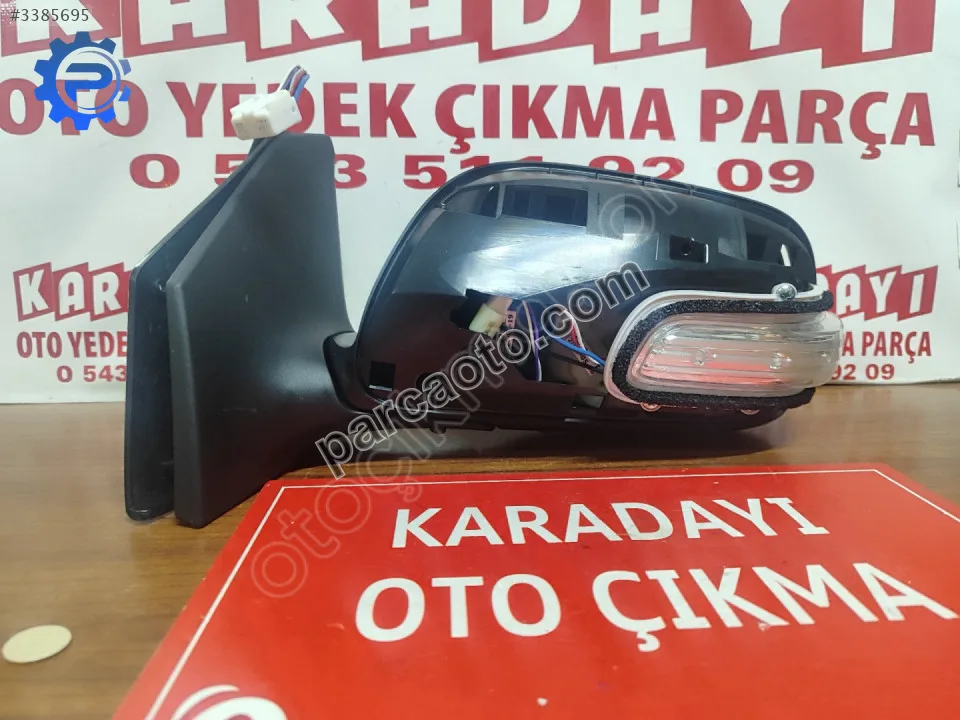 Toyota Avensis sol ayna 2006-2009 elektrikli katlanır sinyalli