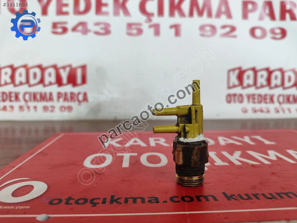 Toyota Corolla karbüratör vakum valfi  1.3