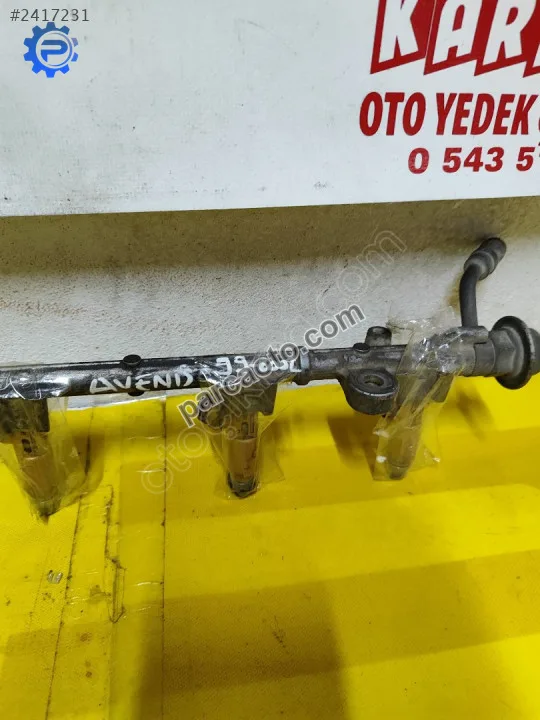 Toyota Avensis 98-2002 enjektör kütüğü