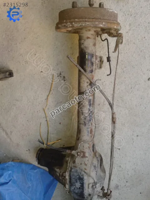 Nissan vannette Arka Dingil Cıkma orjinal