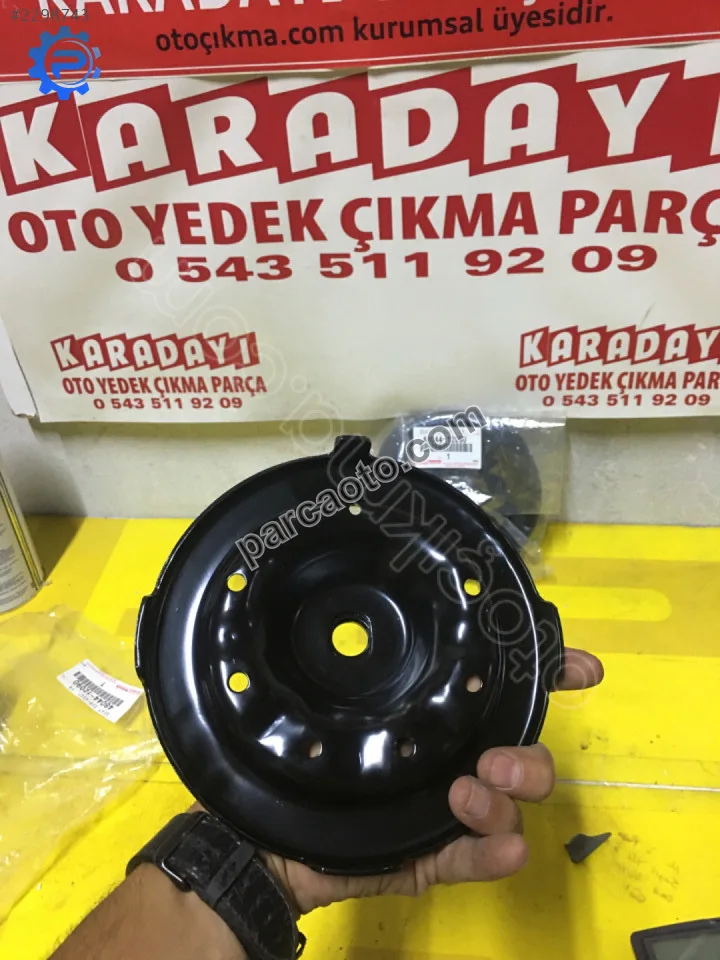 Toyota Corolla amortisör üst tabla çanagi
