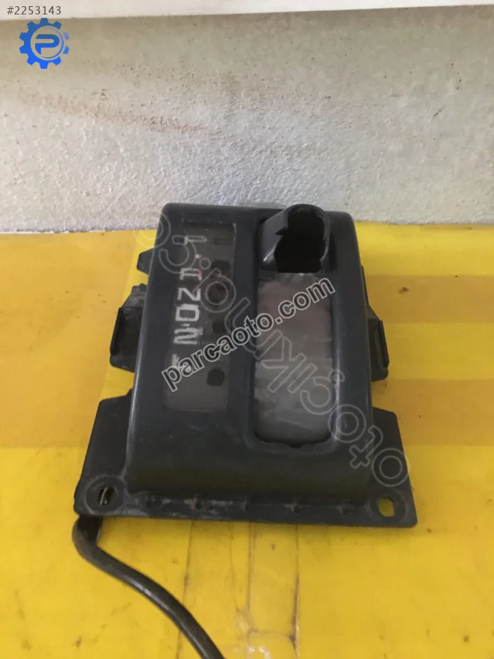 Toyota carina corana otomatik vites kutusu çerçevesi