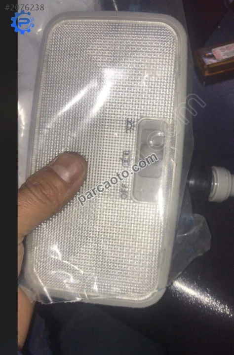 Toyota coralla 81240 02080