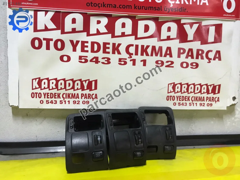 Toyota coralla orjınal Cıkma Havalndırma paneli sol Ae101