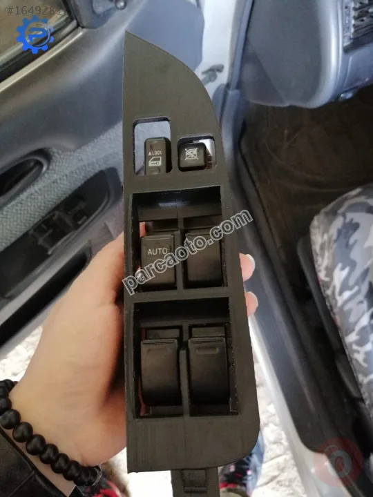Toyota coralla Ae101 ön cam dügme çerçevesi 93.2001