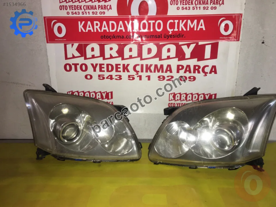 Toyoya Avensis çıkma T25 sag sol far beyinli