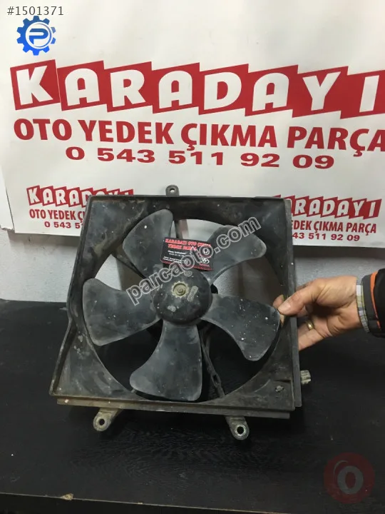 Toyota Avensis fan davlumazı pervanesi ve motoru