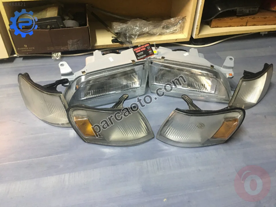 Toyota corala 93-98 kasaya ait sag orjınal parklar