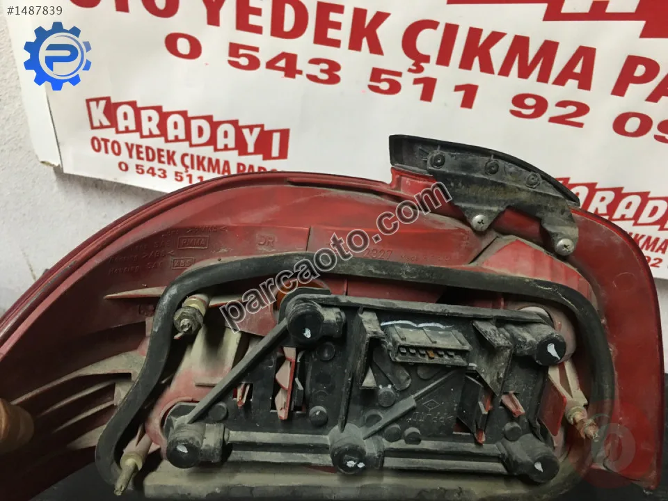 Toyota Avensis sag stop 98.2000