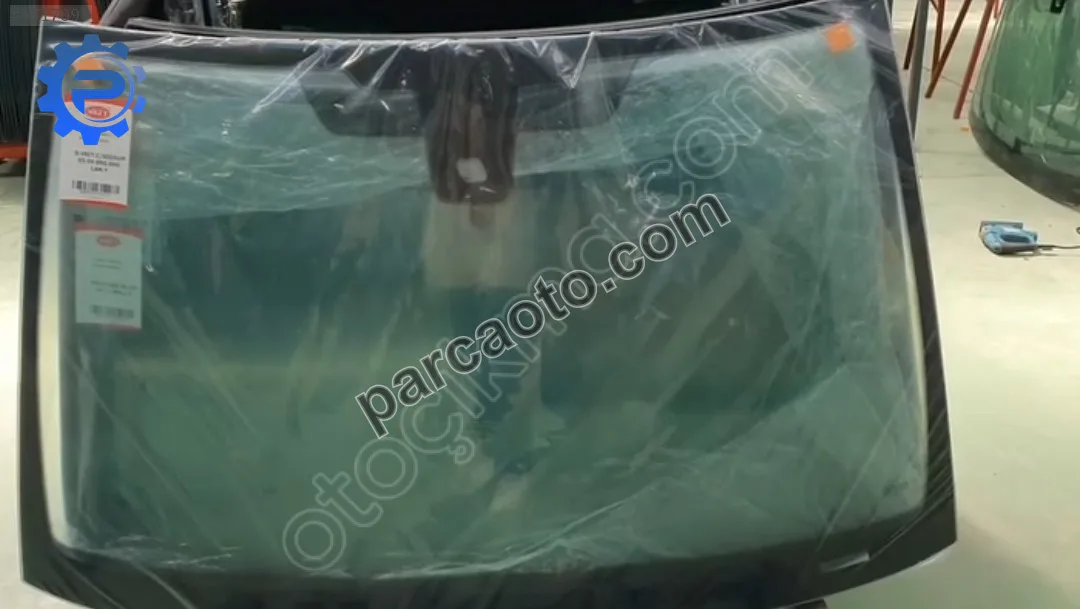 Opel Vectra Ön Cam Izgarası - İstanbul Anadolu Pendik