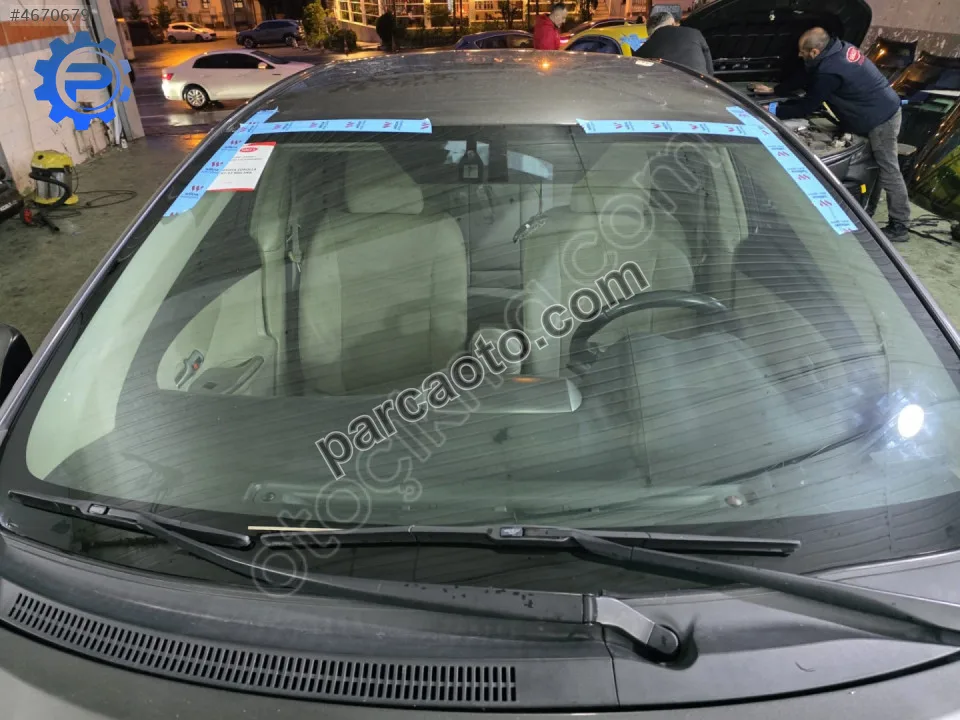 Toyota corolla ön cam yağmur sensörlü