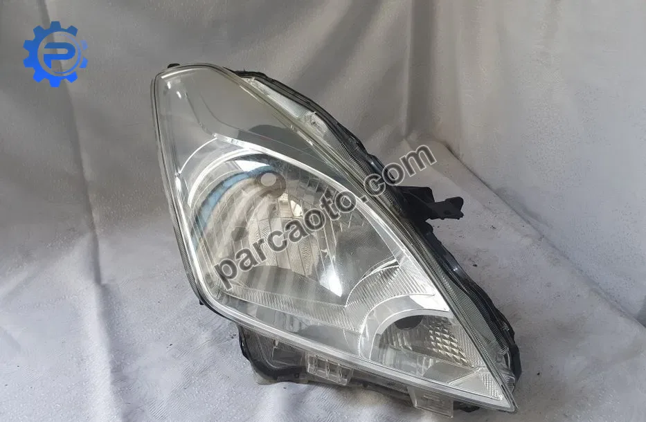 Suzuki Baleno 1998-2002  35320 SAĞ SOL FAR ORJINAL ÇIKMA