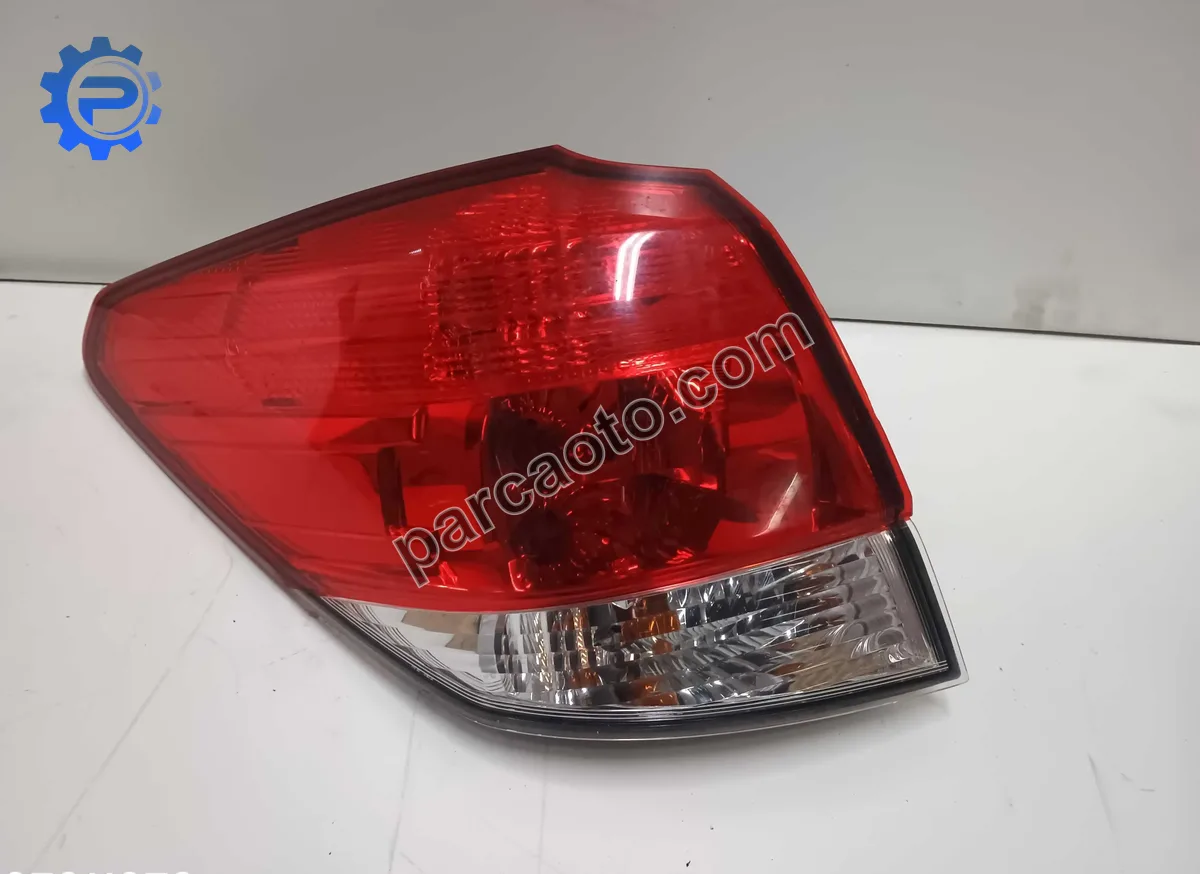 Subaru outback sağ sol stop orjınal çıkma 2013 2010-2014  84912aj090 84912aj100