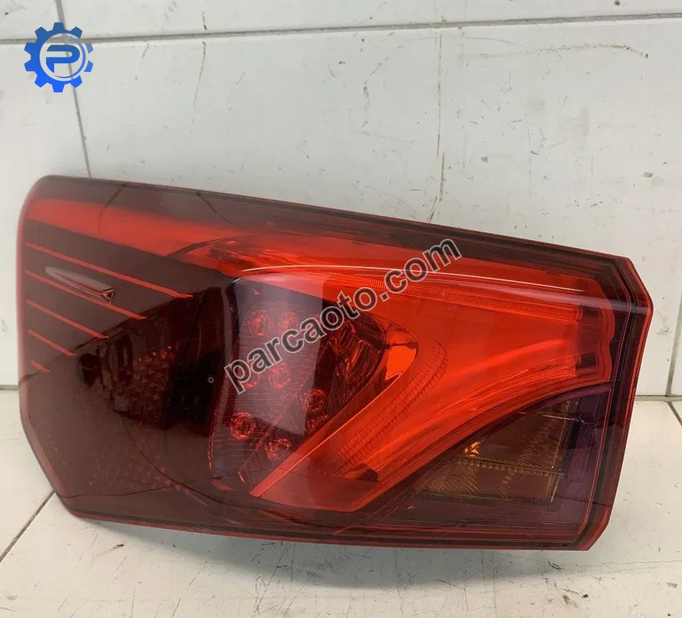 Toyota Avensis T27 2015 2018 SAĞ SOL STOP 81561-05270