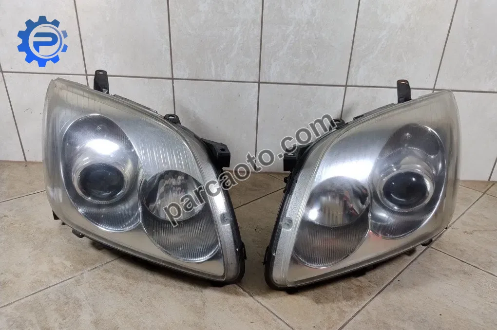 Toyota Avensis t25  ORJINAL ÇIKMA SAĞ SOL ÖN  FAR   2003 2006  81130-05160, 81130-05194