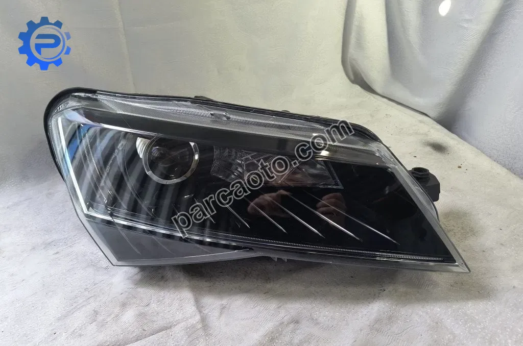 Skoda superb  3   orjınal çıkma sağ sol ön  far   3v1941015c 3v1941017b
