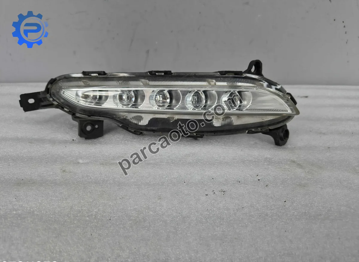 Hyundai tucson 15-18 orjınal çıkma sağ sol sis farı 92208-d7000 92202-d3020 92201d7000
