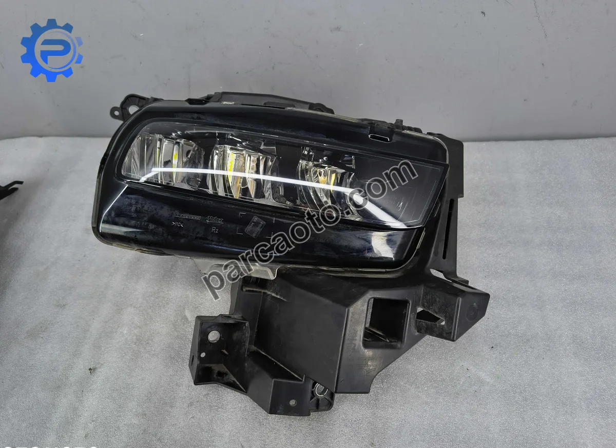 Citroen C3 Aircross   ORJINAL ÇIKMA SAĞ SOL ÖN FAR YQ00720980 YQ00052680