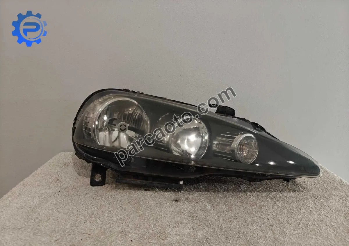 Alfa romeo 147 2004-2009 orjınal çıkma sağ sol ön far xenon 50517863 50508162