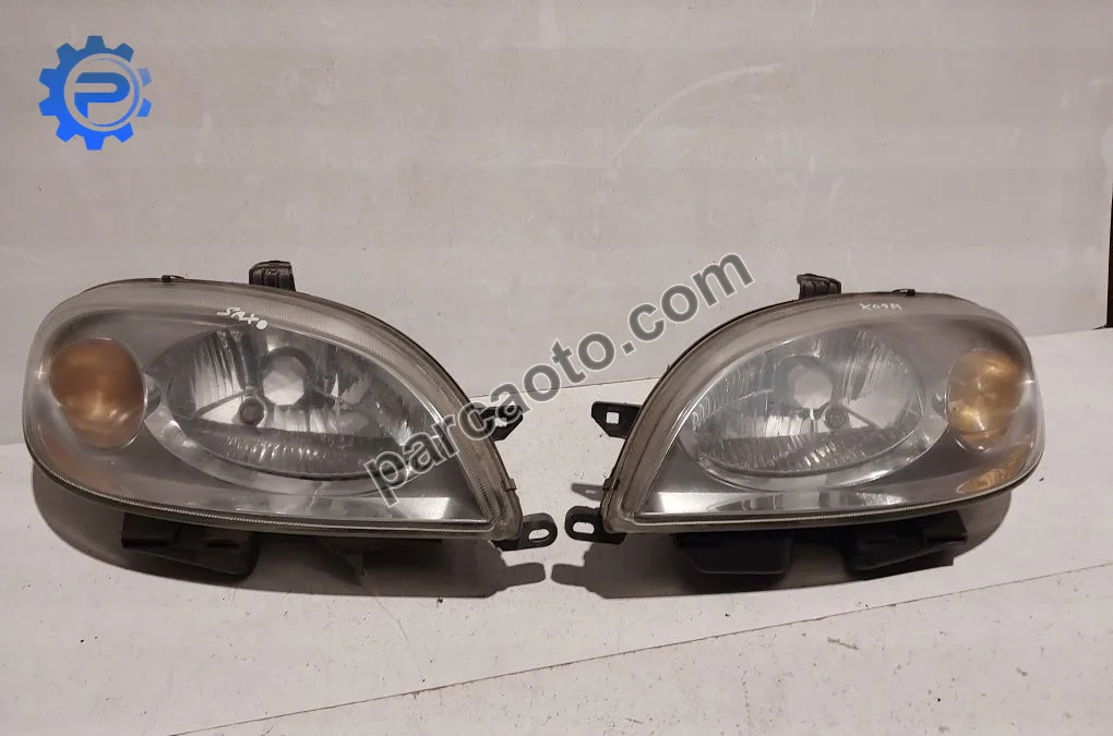 Citroen saxo orjınal çıkma sağ sol far 1996-1999 2000-2003 6204.n 6205.n5