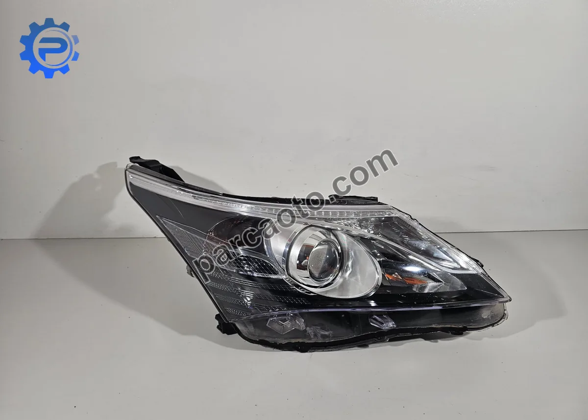 Toyota avensis t27 2011-2015  ORJINAL ÇIKMA SAĞ SOL FAR 1130-05351