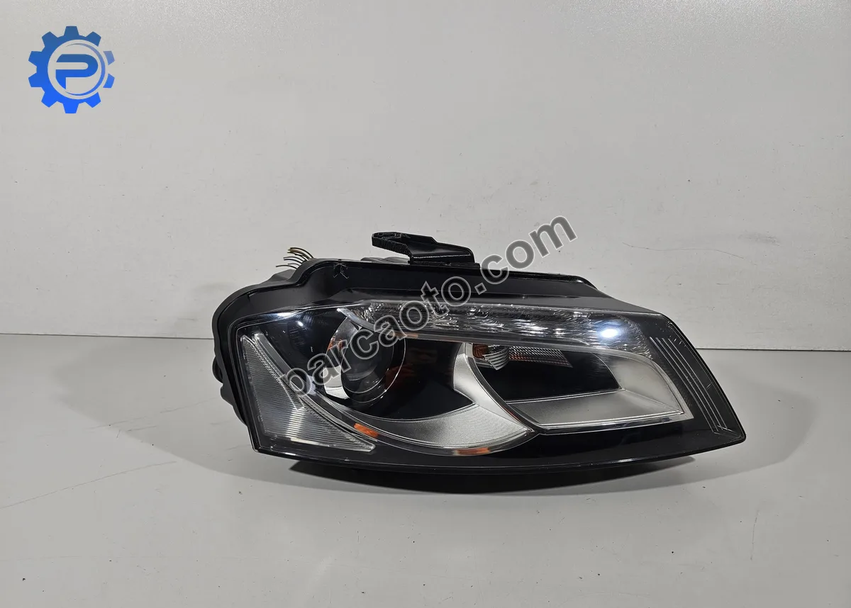 Audi a3  2008 2013 orjınal çıkma sağ sol far   	8p0 941 003 am / 8p0 941 029 am
