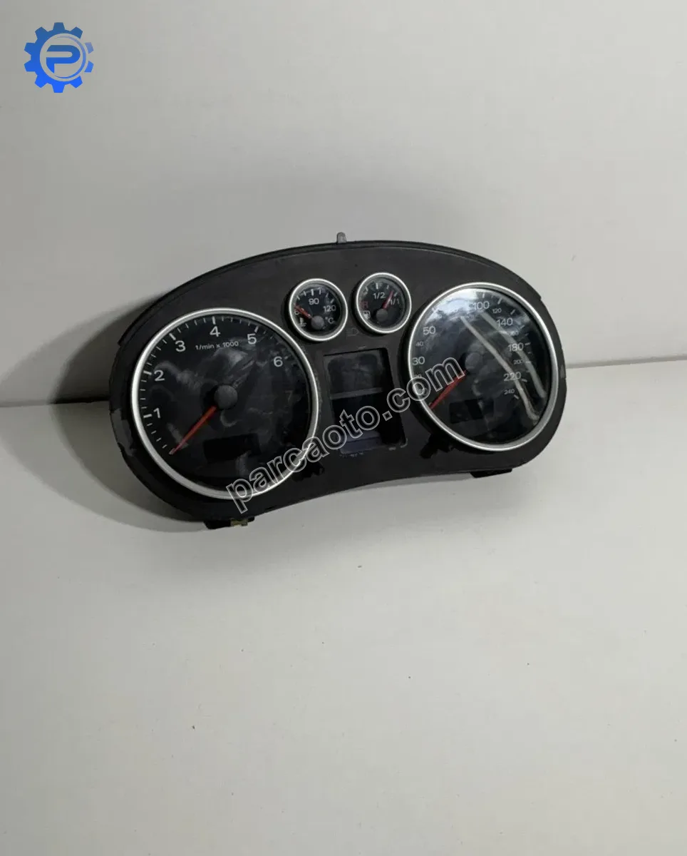 Audi a2 1.6fsı orjınal çıkma hız gösterge paneli 8z0 920 901 c