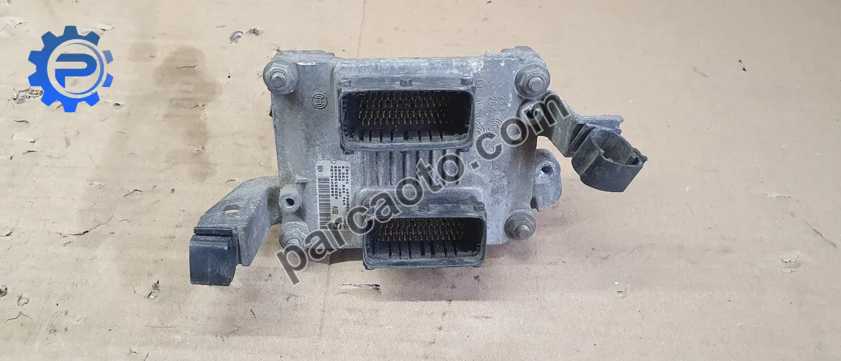 Alfa romeo 147 1.6 16v orjınal çıkma ecu/motor beyni  0261206714 0261206715  0261206714