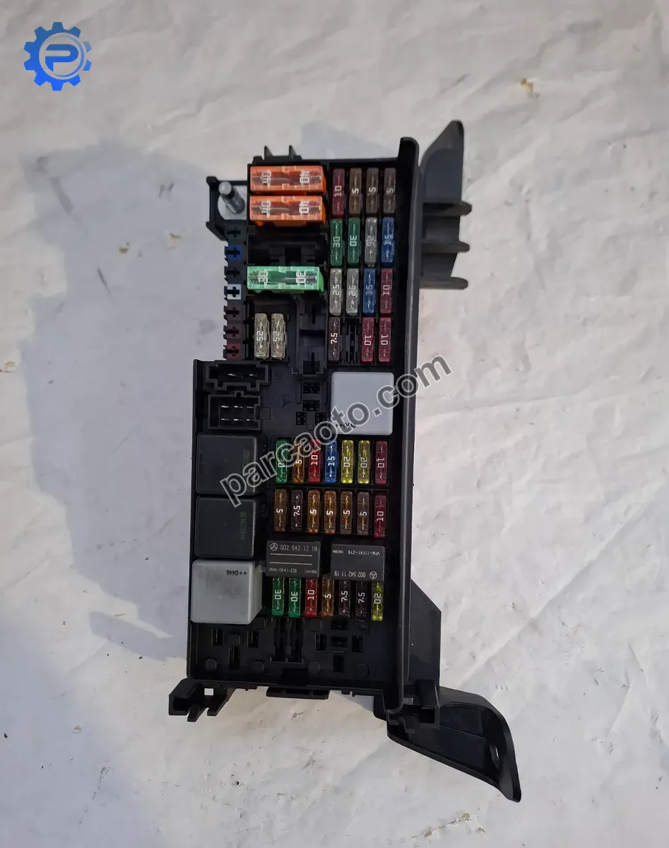 Mercedes ml 164 2005-2011 orjınal çıkma sıgorta kutusu /bsi beynı a1645400272