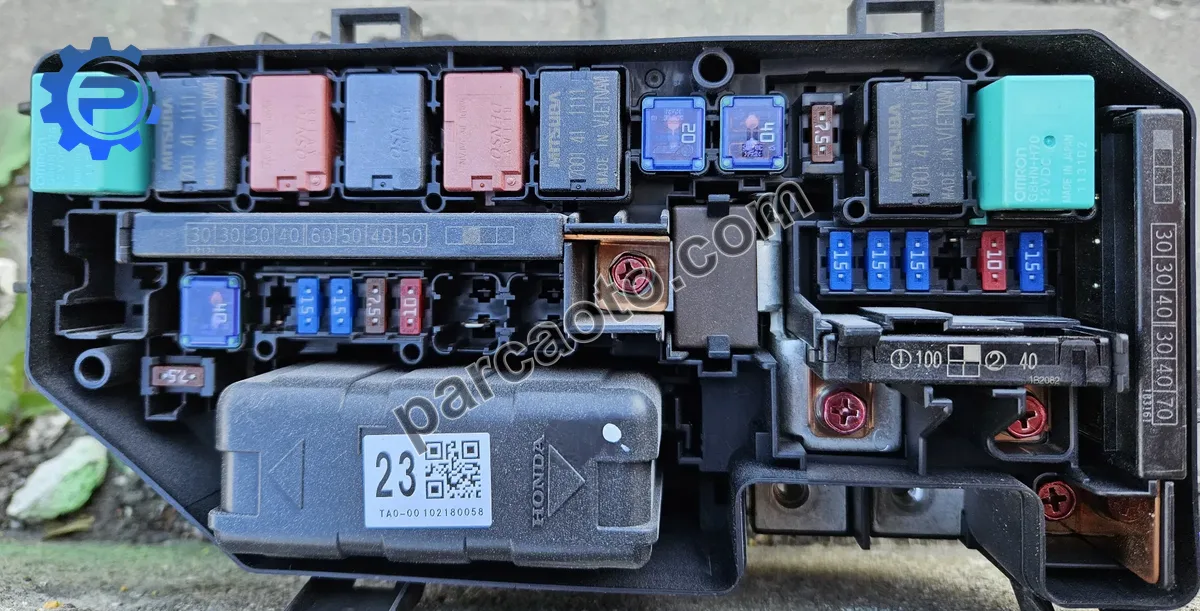 Honda accord 2008-2015 orjınal çıkma bsi/sigorta kutusu 38600-sn7-g020-m1 3825a-s1a-g200