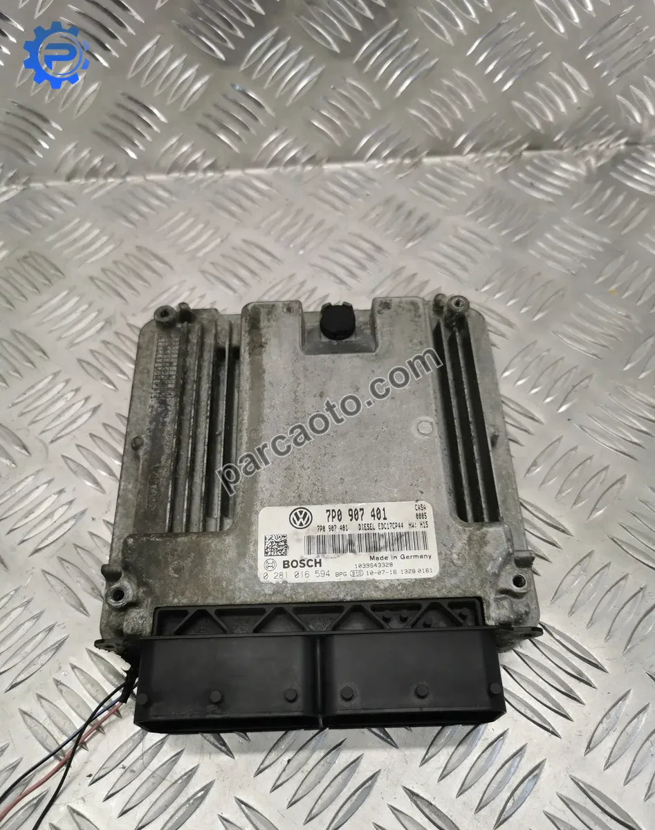 Volkswagen vw touareg 3.0  2010-2018 orjınal çıkma ecu/motor beyni  7p0907401 edc 17cp44