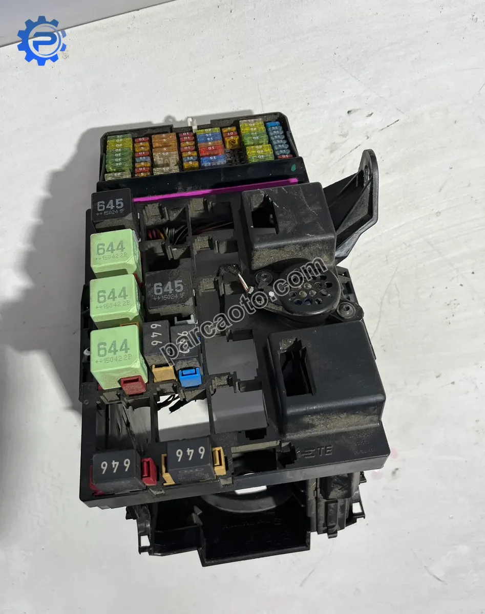 Volkswagen vw amarok orjınal çıkma bsi beyni/sigorta kutusu 2h0906407,2h0937503b