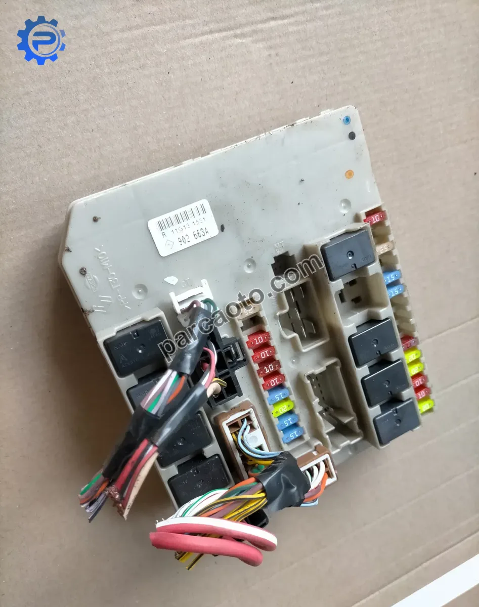 Renault orjınal çıkma bsi beyni/sigorta kutusu modus 902663a
