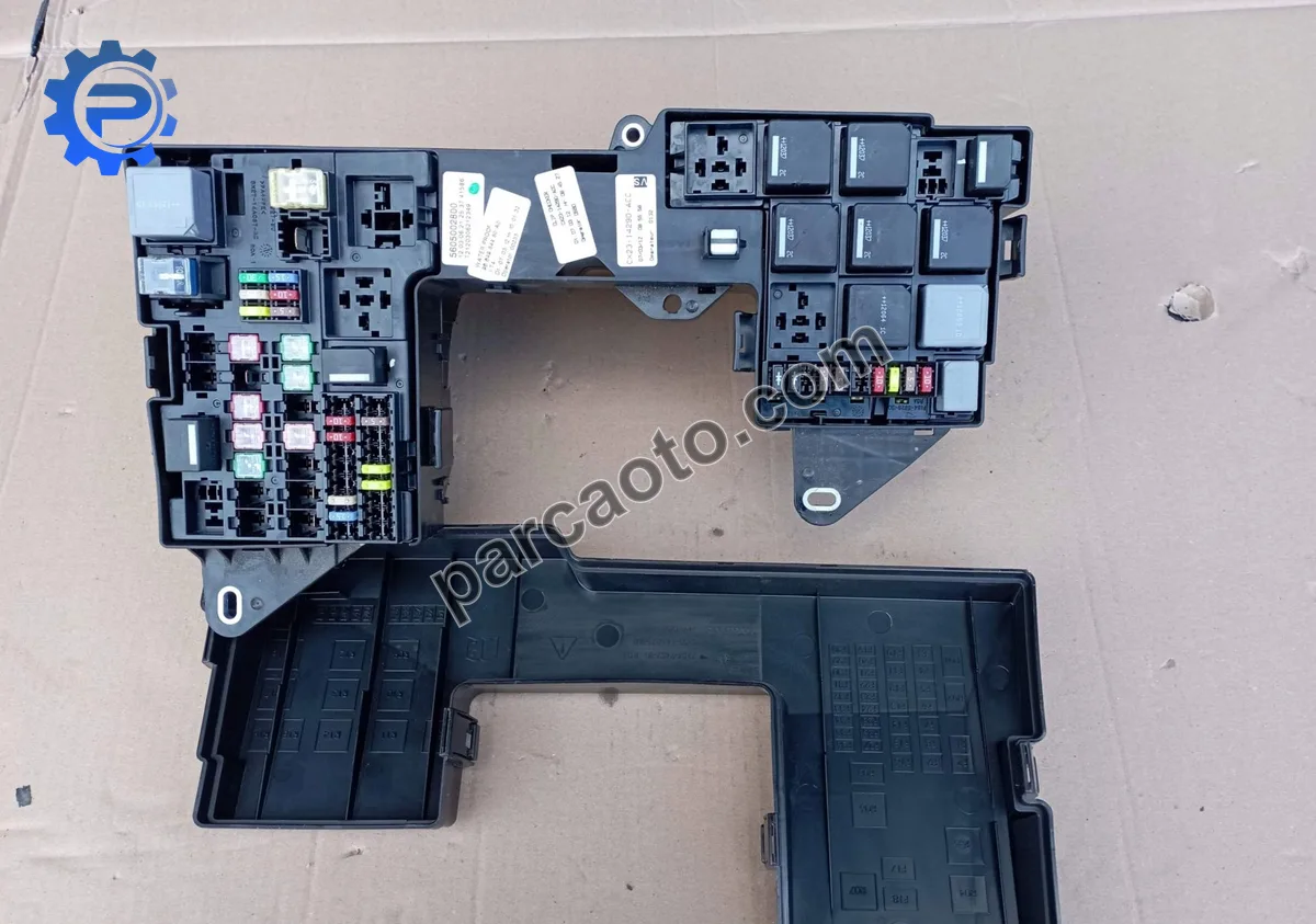 Jaguar xf x250 2007-2015 orjınal çıkma bsi beyni/sigorta kutusu cx23-14290-acc 8x2t-14a003-ab